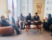 سفير مصر بكندا يلتقى المشاركين فى منتدى شباب العالم من كندا