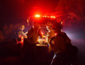 600 رجل إطفاء يحاولون إخماد حرائق "الكهف" فى كاليفورنيا .. فيديو وصور
