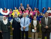 صور.. وكيل تعليم الفيوم يشهد مهرجان عيد الطفولة ويفتتح معرض الوسائل التعليمية