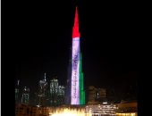 شاهد.. برج خليفة يتزين بألوان علم الإمارات فى اليوم الوطنى الـ 48