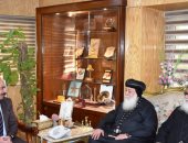 محافظ أسوان يستقبل مطران المحافظة.. ويؤكد: الجميع شركاء فى هذا الوطن