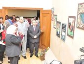 رئيس جامعة كفر الشيخ يفتتح معرض فن‫ "الكويلينج" لطلاب الفرقة الأولى بالنوعية