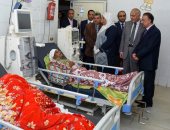 محافظ الإسكندرية يقوم بزيارة مفاجئة لمستشفى العامرية العام.. صور