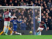 تشيلسي ضد استون فيلا.. الفيلانز يتعادل بهدف تريزيجيه فى الشوط الأول