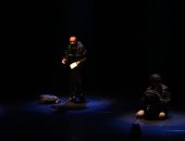 "الخروج إلى الحياة" ينهى فعاليات اليوم الأول من الإسكندرية للمسرح العربى