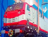 وزير النقل يستقبل أول 10 جرارات سكة حديد جديدة بميناء الإسكندرية.. كامل الوزير: لا زيادة بأسعار التذاكر رغم التطوير ولن نسمح بصعود القطارات دون تذاكر.. وانتظروا طفرة فى مستوى الخدمة منتصف 2020 ..صور