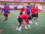 مران ترفيهي للأهلي قبل مواجهة الهلال وغياب علي لطفي عن الجماعي 