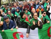 باختصار.. أهم الأخبار العربية والعالمية حتى الـ12 ظهرا.. الجزائر تحدد نظام المناظرة التلفزيونية للانتخابات الرئاسية.. نشر 6 آلاف شرطى فى باريس تحسبا لاندلاع أعمال شغب.. زلزالان قويان يضربان جزر الكوريل