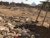 شكوى من انتشار القمامة أمام البوابة الأولى بحدائق الأهرام