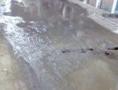 شكوى من انتشار مياه الصرف الصحى بشارع القرافة بالزقازيق