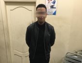 القبض على عاطل انتحل صفة ضابط شرطة للنصب على المواطنين بالنزهة