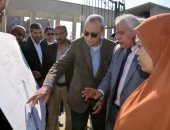 محافظ القليوبية يتفقد مشروعات مدينة الخانكة القومية لدفع الأعمال