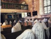 فنان يعيد الروح لكنيسة مهجورة بالتشيك لتصبح مزارا سياحيا.. فيديو وصور