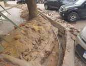 امسك مخالفة.. أين محافظ الجيزة من تكسير أرصفة شارع البطل بالمهندسين