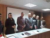 صور .. "رياضة القليوبية" تناقش إعادة توزيع العمالة بمراكز الشباب