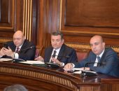 صور.. أسامة هيكل يرفع اجتماع "إعلام البرلمان" اعتراضا على أرقام الحكومة