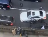 الشرطة الأمريكية تلقى القبض على مشتبه به بموقع إطلاق النار فى نيوجيرسى.. فيديو