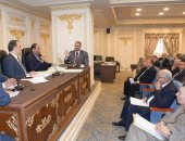 "شكاوى البرلمان" توافق على 5 طلبات لرصف وتطوير طرق ومزلقانات بالمحافطات