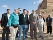 محافظ بنى سويف: إعداد تصور شامل لاستثمار المنطقة الأثرية بميدوم
