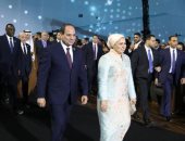 فيديو وصور.. انتهاء اليوم الأول من منتدى شباب العالم بحضور الرئيس السيسى.. إيمان الحصرى: تلقينا 300 ألف طلب ويحضر الآن 7 آلاف.. وأول طيارة بدون ذراعين: "فكروا بحياتكم".. وأحمد حلمى: أفتخر بجنسيتى المصرية