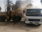 رفع ونقل 150 طن من قمامة ومخلفات صلبة بمدينة ببا فى بنى سويف