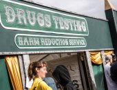أول بحث من نوعه.. أكثر من نصف رواد المهرجانات فى بريطانيا يتعاطون المخدرات