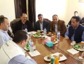 وفد برلمانى يتفقد عددا من مشروعات الطرق القومية بمحافظة البحر الأحمر
