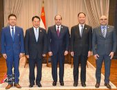 السيسى يلتقى المدير العام للوكالة الدولية للطاقة الذرية.. الرئيس يؤكد: القدرة النووية الحقيقية لأى دولة هى الاستقرار والأمن والتنمية .. رفاييل جروسى يشيد بالدور المصري الفاعل على الساحتين الإقليمية والدولية