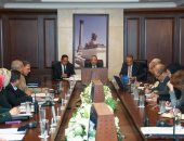 محافظ الإسكندرية يشدد على إنهاء كافة المشكلات المتعلقة بتراكمات الأمطار 