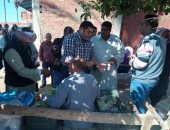 قافلة جامعة القناة تعالج 487 حالة بيطرية بقرية الرياح فى الإسماعيلية