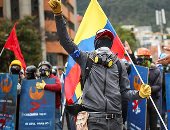 صور.. احتجاج فى بوجوتا على إصلاحات الحكومة الكولومبية 