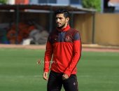 الأهلي يقرر تعديل عقود محمد هاني وأيمن أشرف