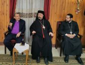 رئيس الطائفة الإنجيلية يهنئ بطريرك الكاثوليك بعيد الميلاد فى البطريركية