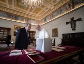 بابا الفاتيكان يهدى نسخة من إعلان "الأخوّة الإنسانية" لجوتيريش