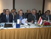 وزراء الرى بمصر والسودان وإثيوبيا يستكملون مفاوضات سد النهضة.. اجتماع وزارى يستهدف التوصل لاتفاق حول الملء والتشغيل والتعامل مع الجفاف.. وزير الرى: نسعى لاتفاق يمكّن سد النهضة من تحقيق هدفه ويحمى السد العالى