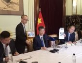 سفير الصين بالقاهرة يدعو "أوزيل" لزيارة بلاده للتأكد بنفسه من وضع "الإيجور"