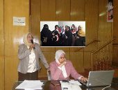 حكايات الألم من دفاتر ختان الإناث.. أمهات بأسوان يمتنعن عن اغتيال براءة بناتهن بعد تجارب مريرة.. فاطمة زوجها يتهمها بالبرود الجنسى.. وأخرى نجت من الموت بأعجوبة.. والقومى للمرأة يستهدف 156 ألف سيدة بالتوعية