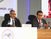 صور.. وزير التعليم العالى: نعمل مع "الاتصالات" لوضع استراتيجية للذكاء الاصطناعى