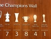 شاهد 47 لقبا تزين حائط بطولات ليفربول