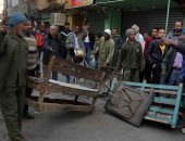 مدينة الأقصر تحرر 139 محضرا فى حملة لإزالة الاشغالات من الشوارع