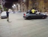 فيديو.. أهالى دمياط يطالبون مدير الأمن بمواجهة استعراض سيارات الزفة فى الأفراح