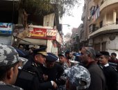 رئيس حى الدقى يقود حملات لرفع الإشغالات بشوارع سليمان جوهر والسد والسودان.. صور