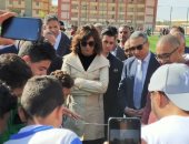 انطلاق مبادرة "مراكب النجاة" من الفيوم للتوعية بمخاطر الهجرة غير الشرعية تنفيذا لتكليف الرئيس السيسي.. وزيرة الهجرة: نستهدف توعية 150 ألف مواطن بالمحافظة.. والحملة ستصل لجميع لمحافظات المصدرة للهجرة