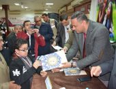 صور.. محافظ الدقهلية لذوى القدرات الخاصة: أنتم طاقة أمل ونستمد عزيمتنا منكم