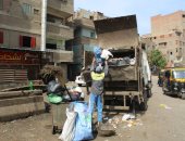 صور.. حملات لرفع القمامة ببولاق الدكرور.. وغلق سنتر تعليمى مخالف بالهرم