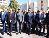 وزير التعليم العالى يطلق تميمة أسبوع فتيات الجامعات وجامعة الفيوم تكرم علمائها.. صور