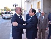 صور.. محافظ بنى سويف ورئيس الجامعة يشهدان اجتماع مجلس الكليات 