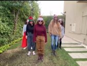 بهجة السنة الجديدة .. علا رشدى وأصدقاءها يودعون 2019 على طريقتهم الخاصة