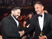 أمير كرارة مهنئا تامر حسنى: مبروك يا تيمو.. فيلم "الفلوس" مكسر الدنيا