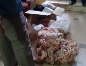 إعدام 175 كيلو لحوم وأغذية فاسدة داخل مطعم شهير فى أسوان ..صور